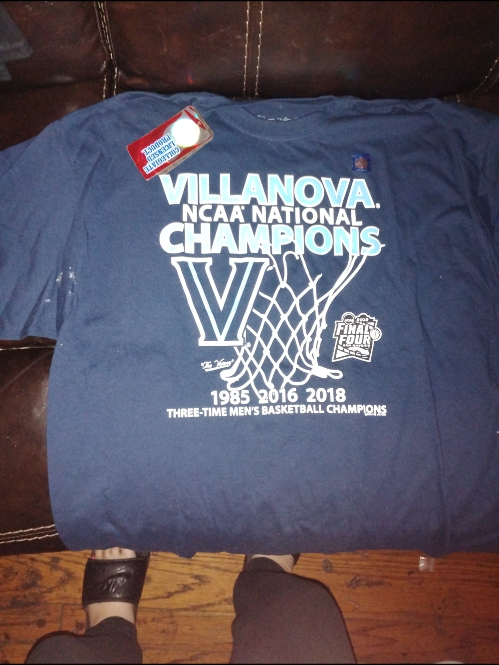 Vintage Navy Blue Crewneck Tee by Vintage
